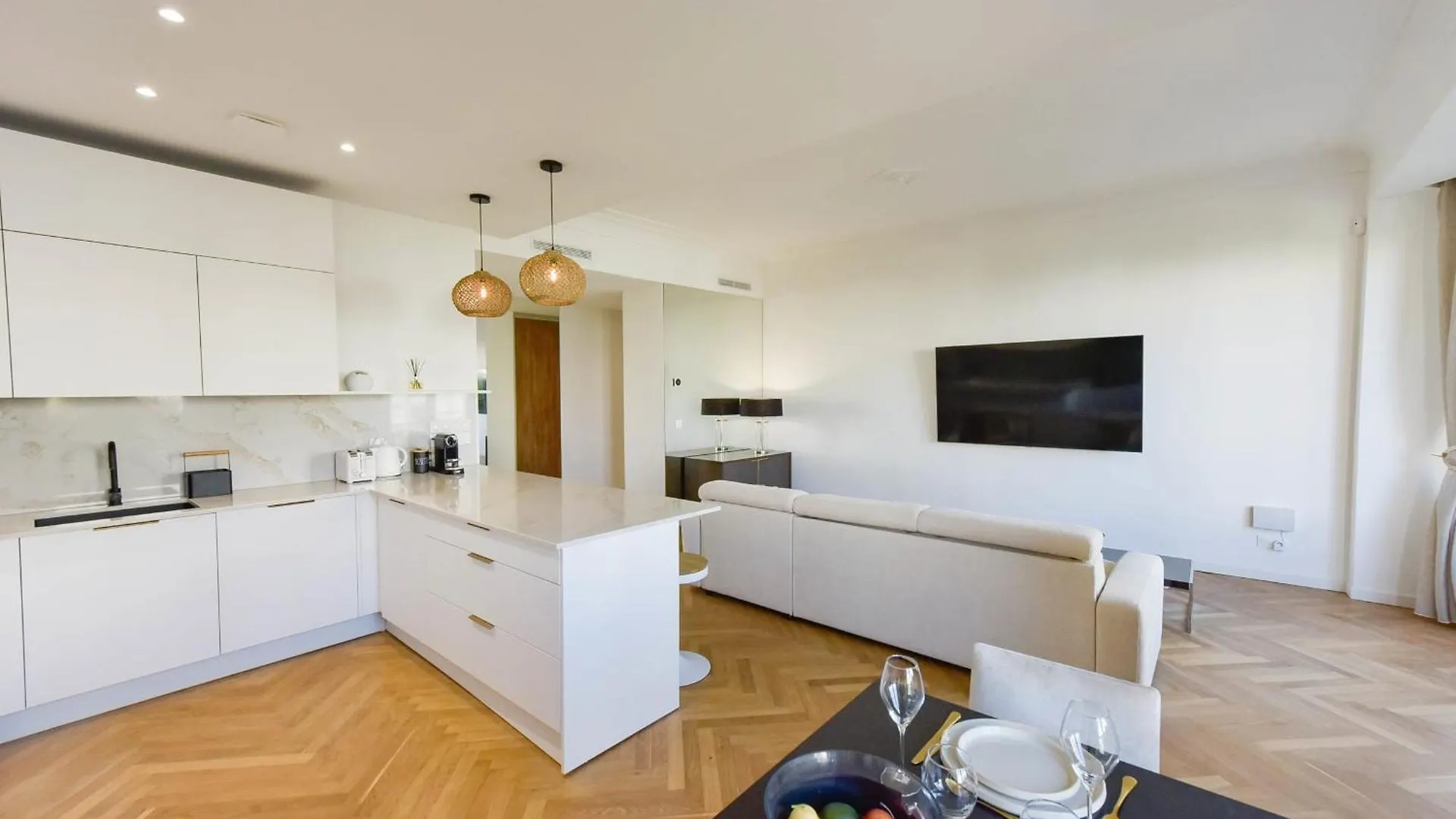 Rare Luxury 3-Br Near The Croisette Lejlighed Cannes