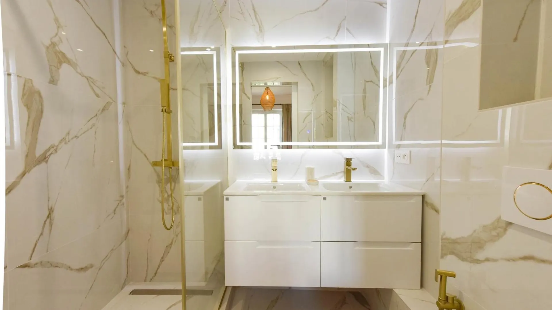Rare Luxury 3-Br Near The Croisette Lejlighed Cannes