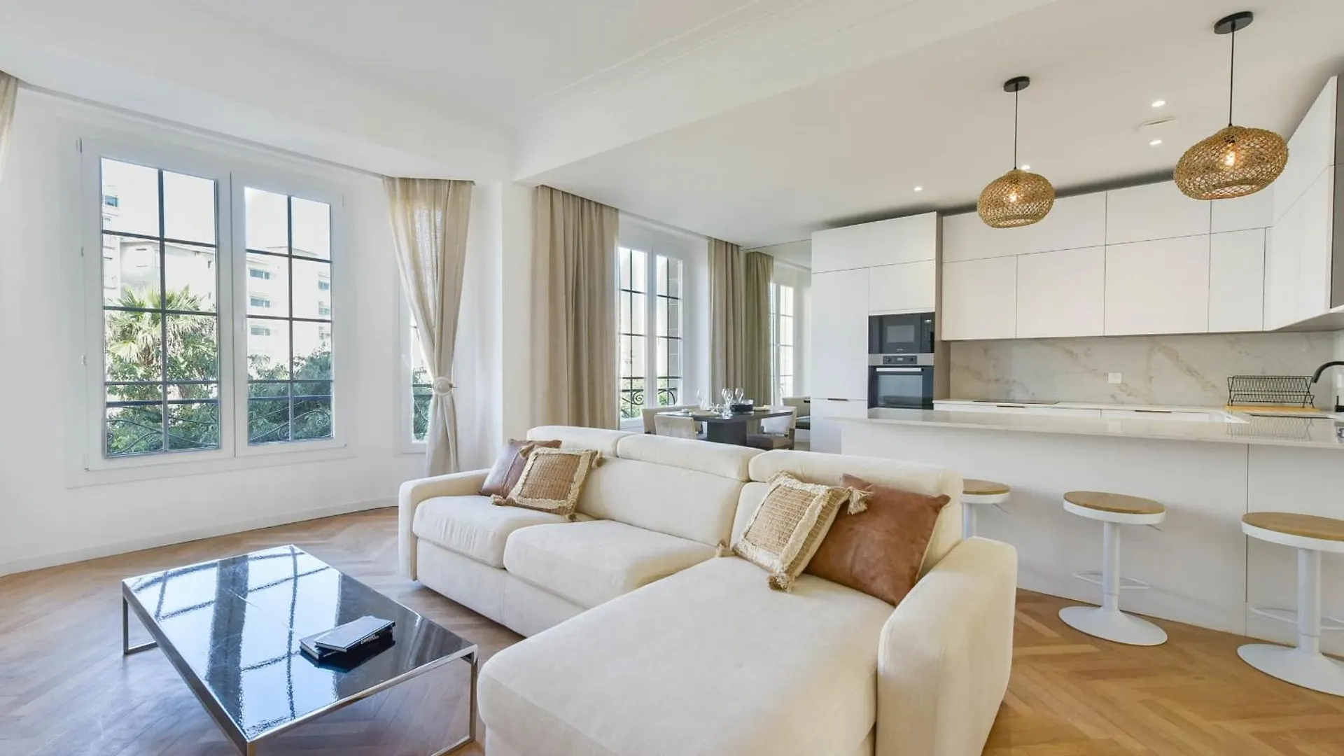 Rare Luxury 3-Br Near The Croisette Apartment Cannes