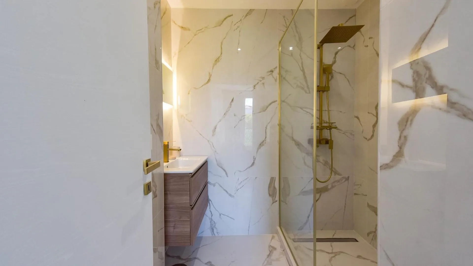Rare Luxury 3-Br Near The Croisette Apartment Cannes 0*,