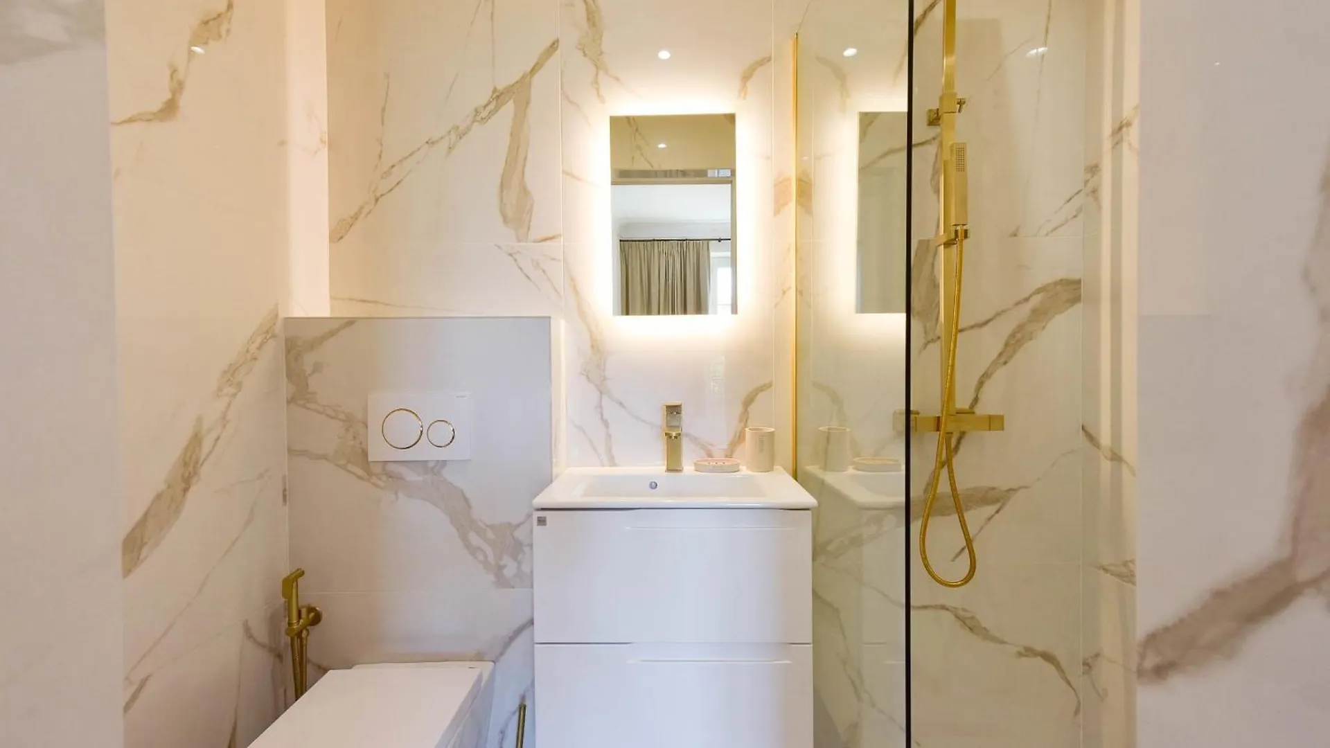 Rare Luxury 3-Br Near The Croisette Apartment Cannes